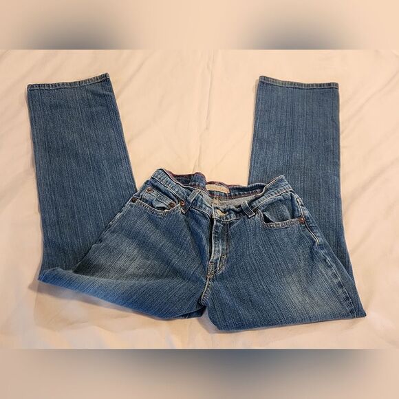 Levi's 550 Relaxed Boot Cut Size 6 Short - Picture 3 of 9